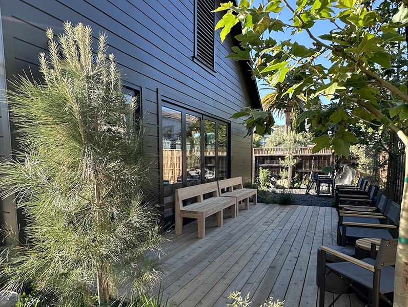 deck seating